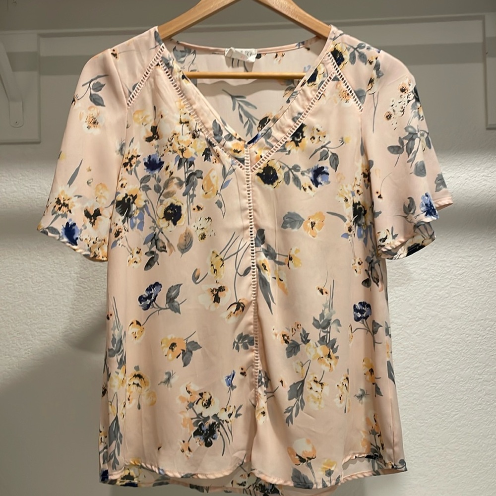 Cute blouse